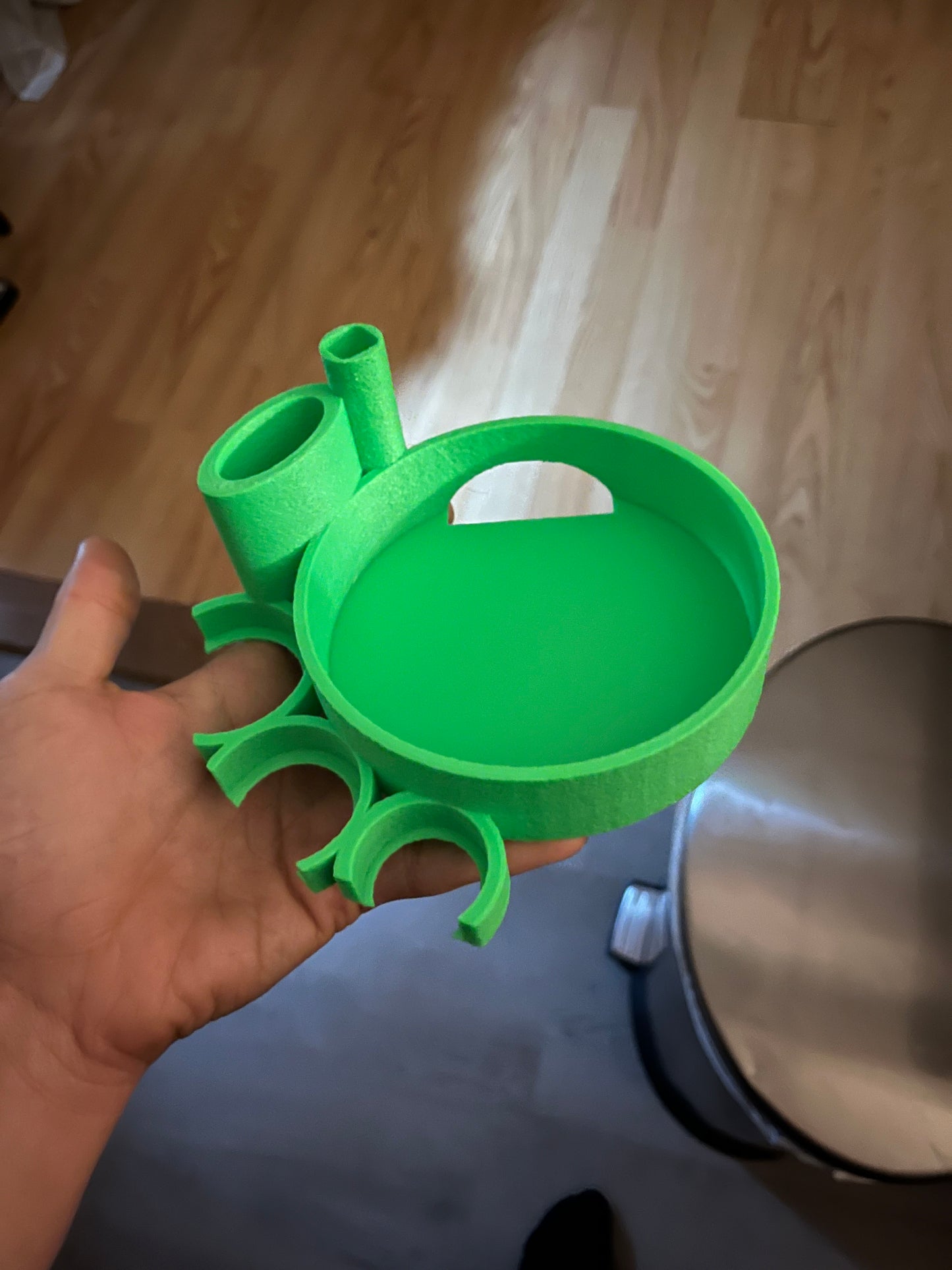 Puffco wireless charger holder