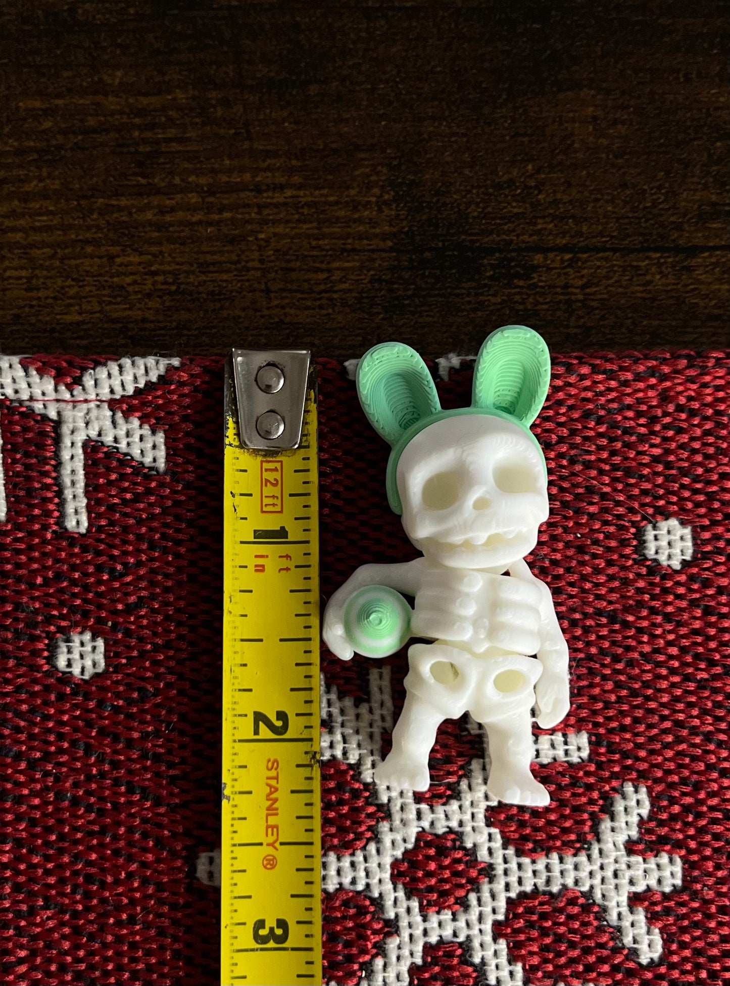 Tiny Easter skeleton fidget/flexi