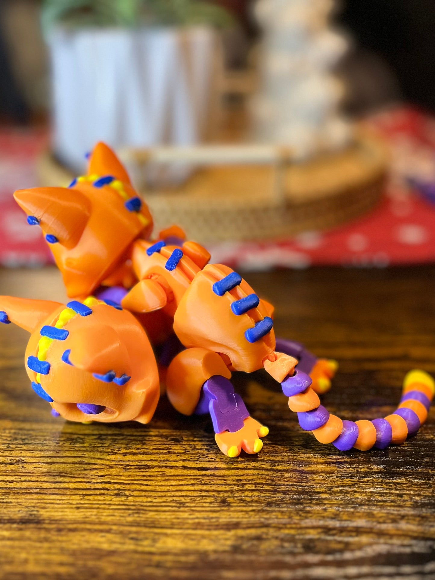 Articulated stuffed cat fidget/flexi